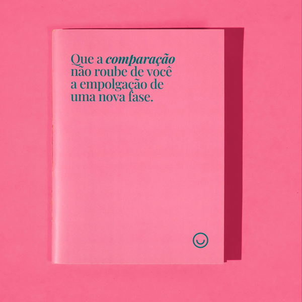 caderno rosa contente